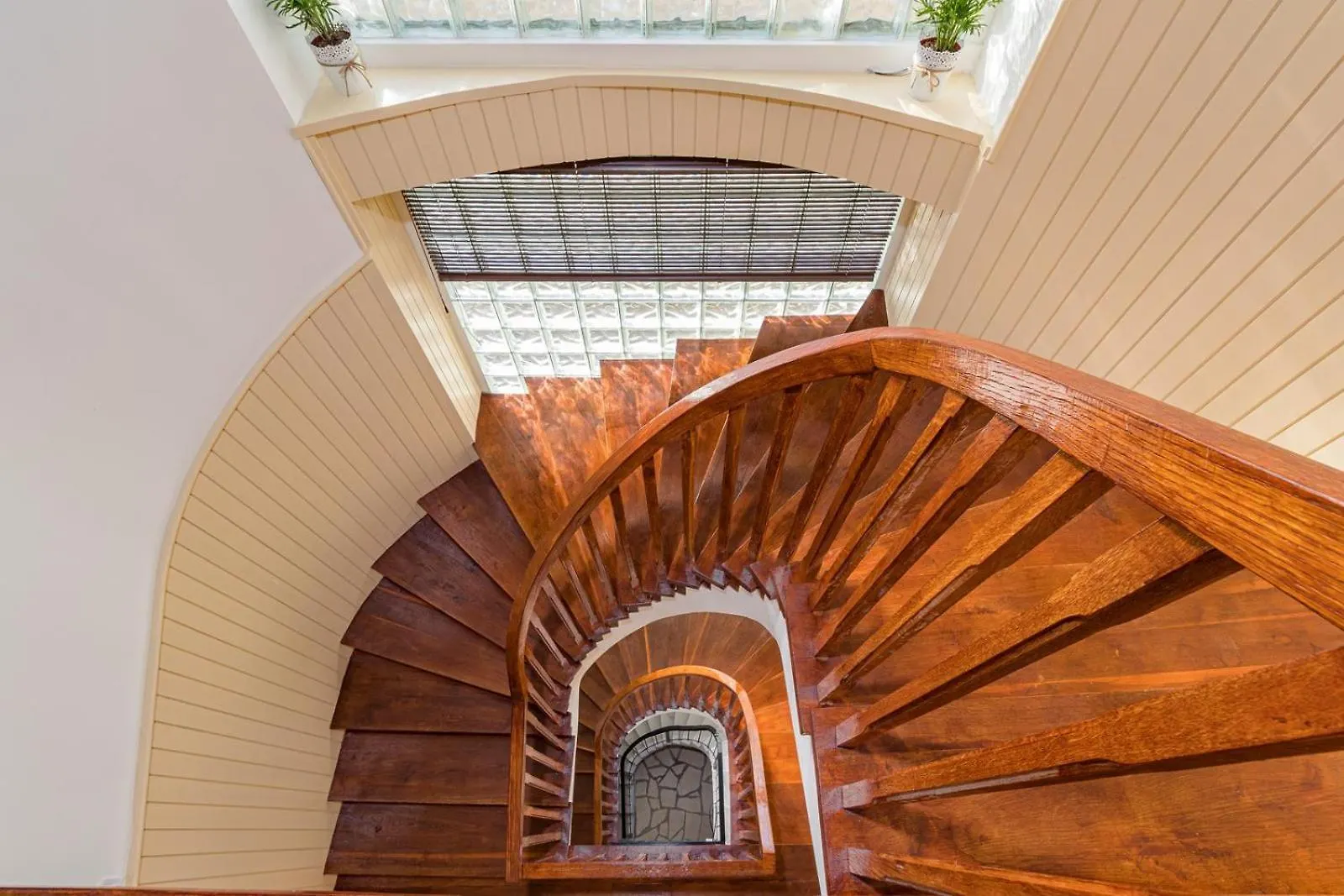 Beautiful 6 Bedroom Villa In Valbandon