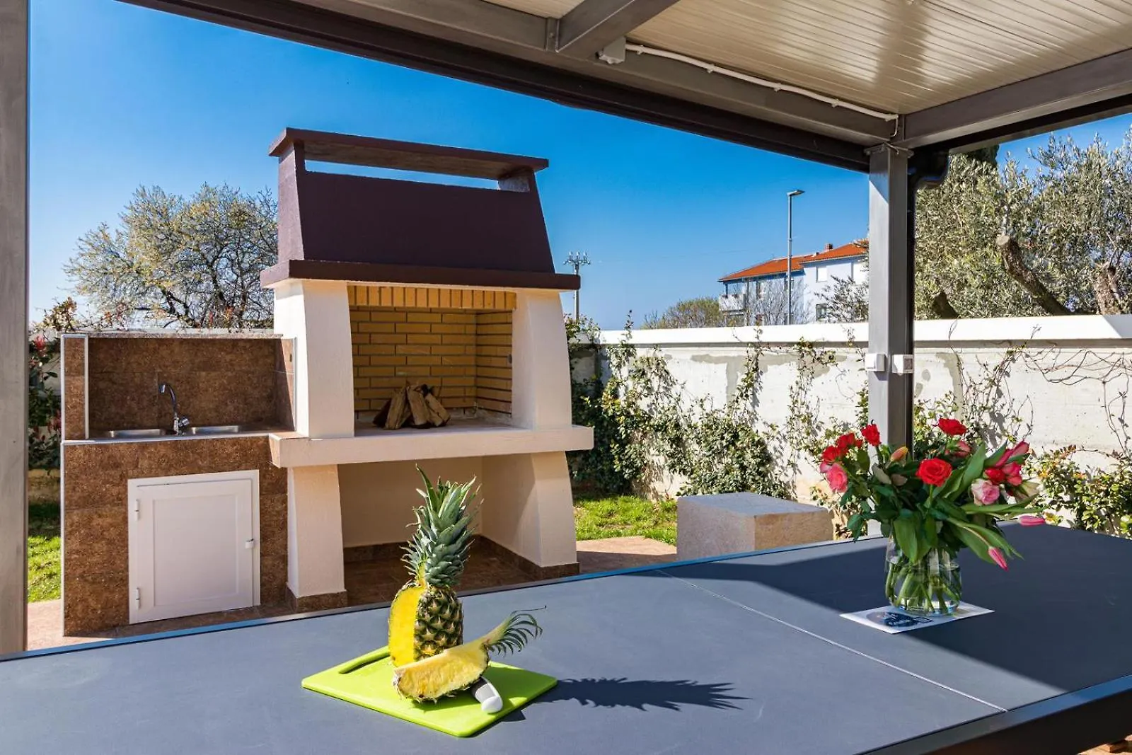 Beautiful 6 Bedroom Villa In Valbandon Chorvatsko