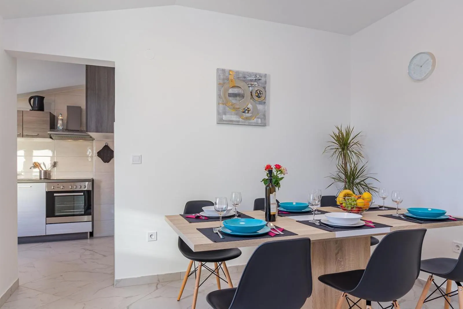 Beautiful 6 Bedroom Villa In Valbandon 0*,