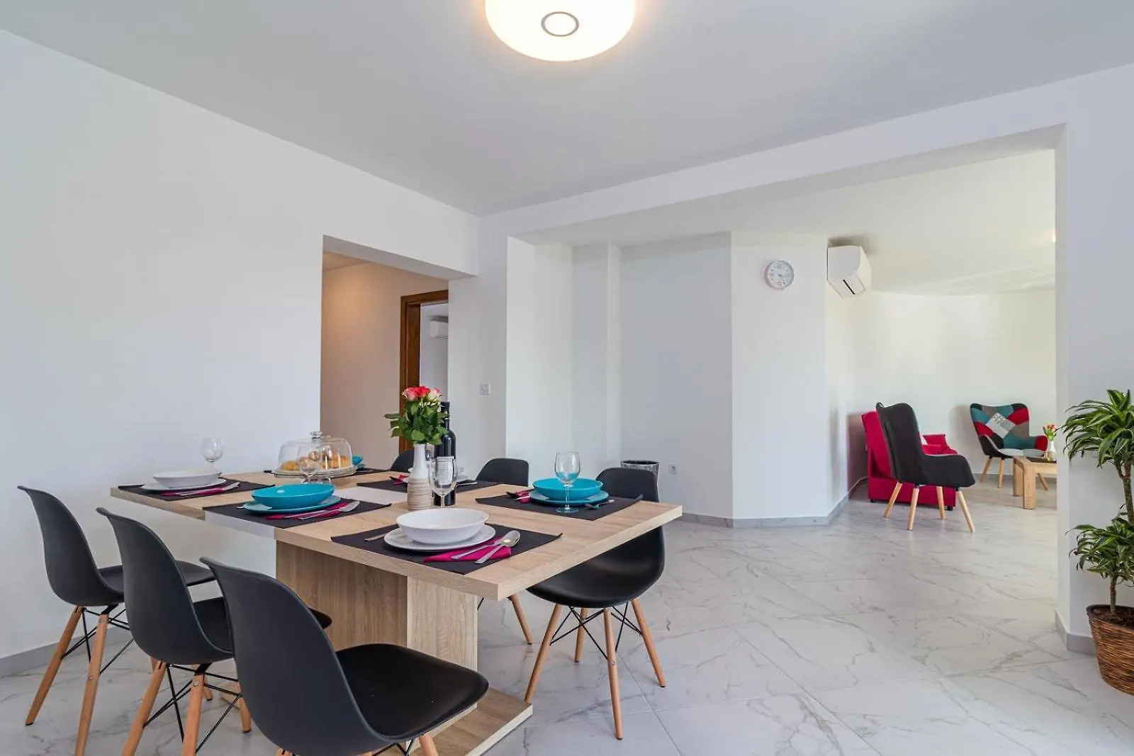 Beautiful 6 Bedroom Villa In Valbandon Croatia